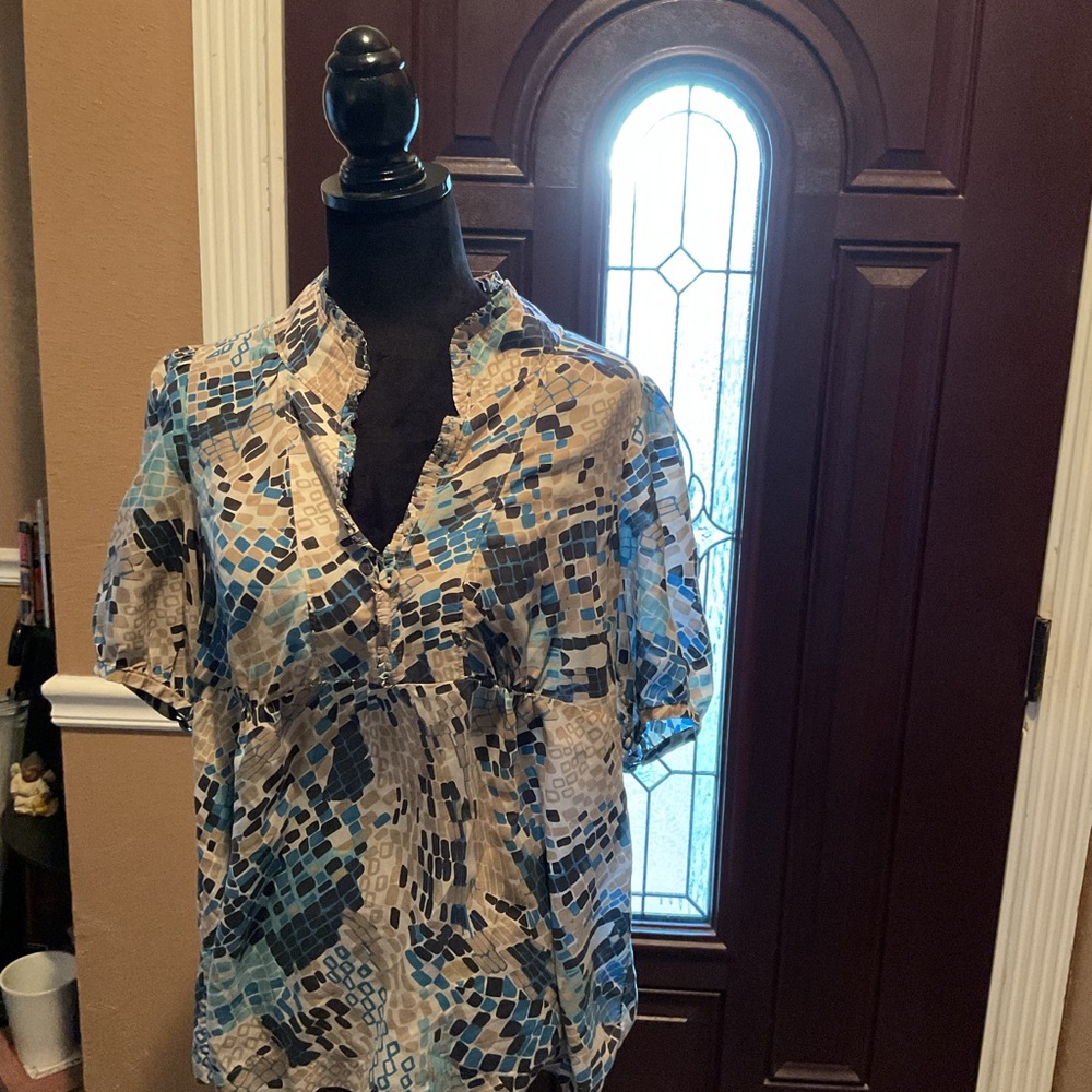 Banana Republic Blue and Tan Patterned Blouse